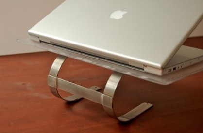 papertowellaptopstand papertowellaptopstand
